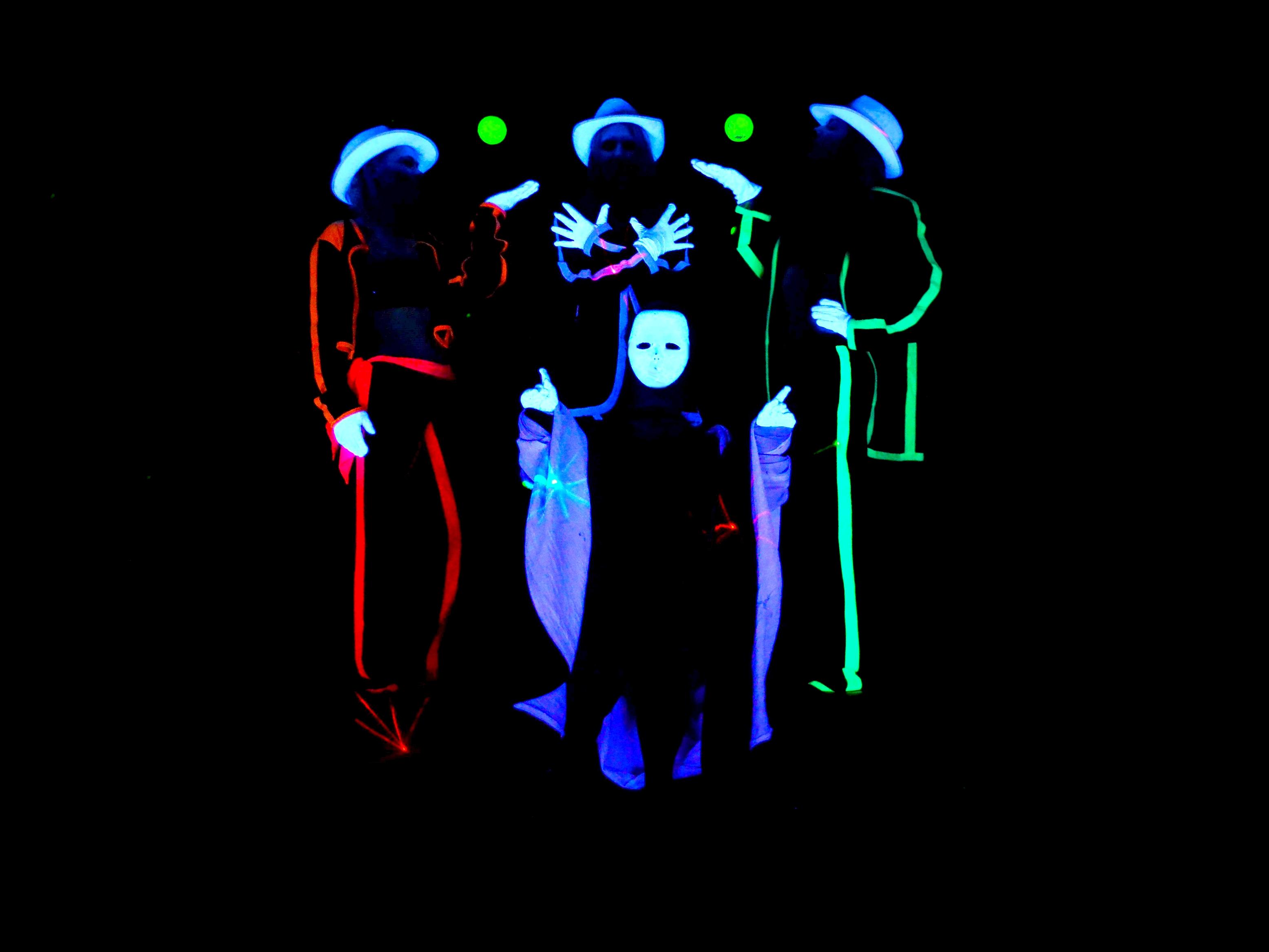 HILT Black Light Theatre Prague photo 2