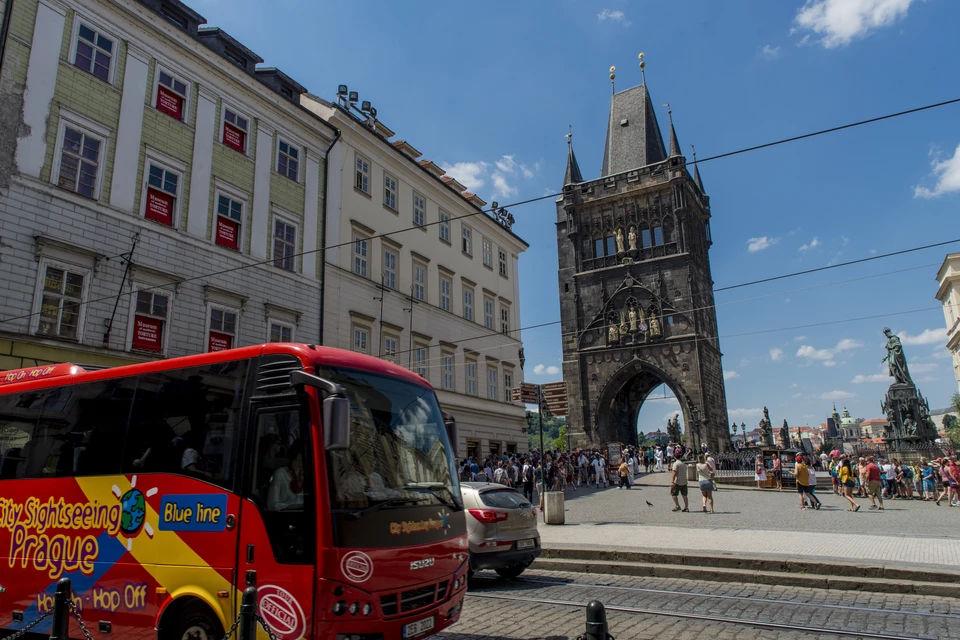 Prague Hop-On Hop-Off Sightseeing Bus photo 2