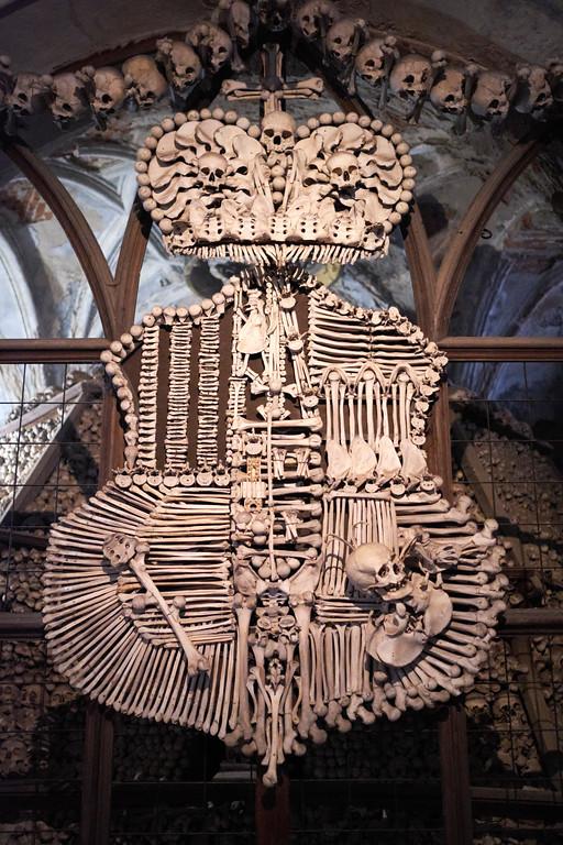 Kutná Hora & Bone Church Guided Day Trip photo 4