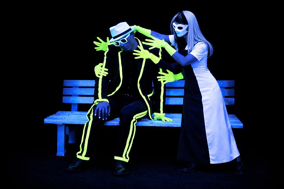 HILT Black Light Theatre Prague photo 3